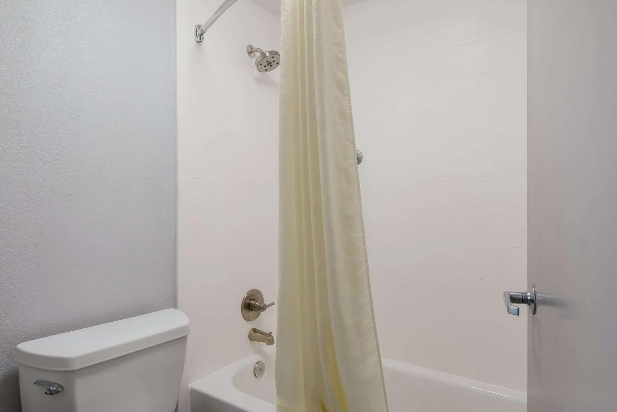 Quality Inn near Casinos&Convention Center Bossier City Exterior foto